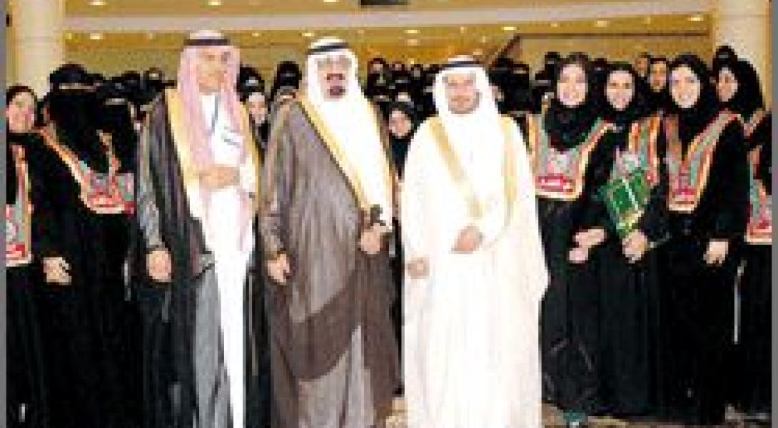 King patronizes SCMS' graduation ceremony