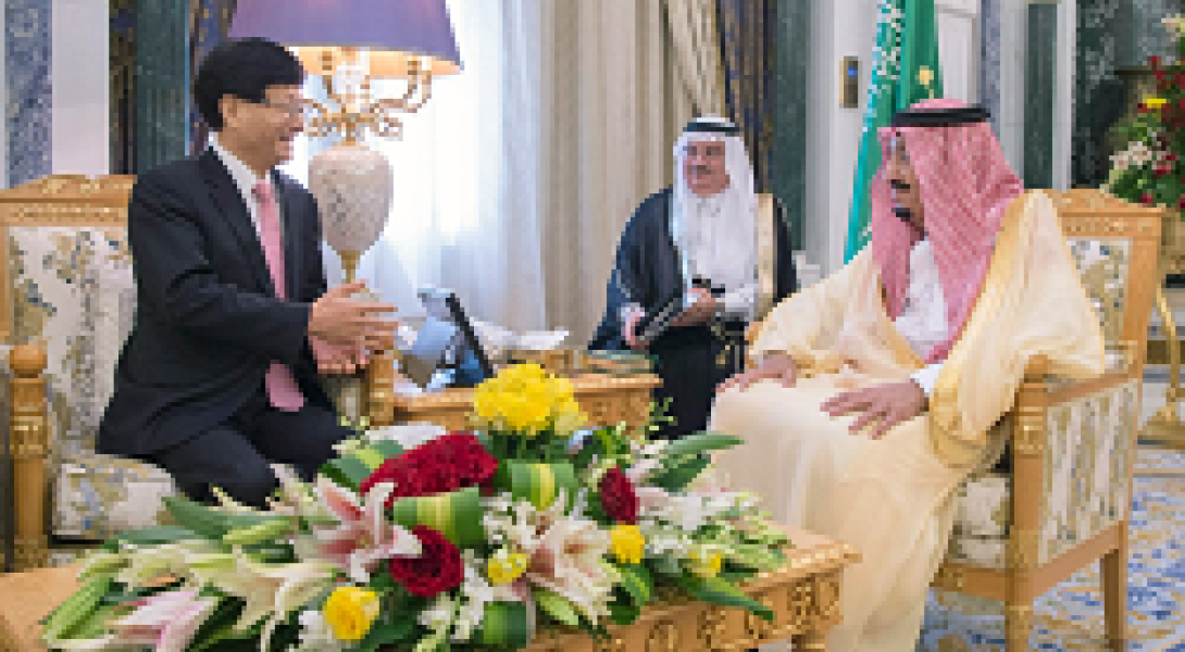 Custodian of the Two Holy Mosques Receives Special Envoy of Chinese President