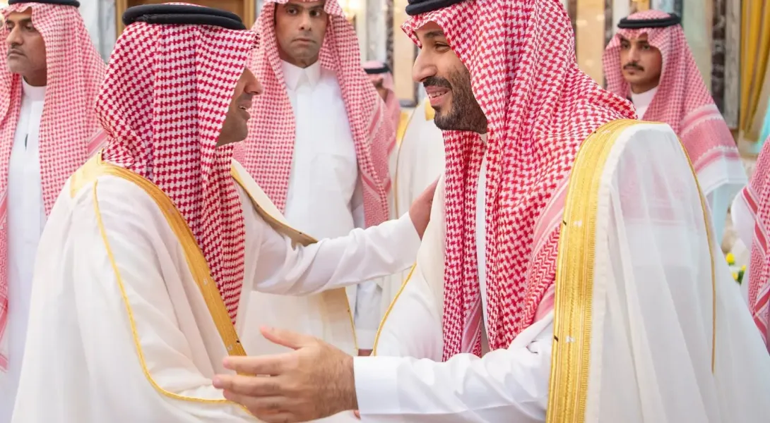 HRH the Crown Prince Performs Eid Al-Fitr Prayer and Receives Princes, Senior Officials